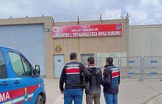 Kesinleşmiş hapis cezası bulunan firari uyuşturucu...