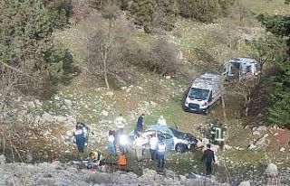 Konya’da otomobil uçurma yuvarlandı: 2 ölü,...