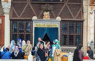 Konya’da Sakal-ı Şerif ziyarete açıldı