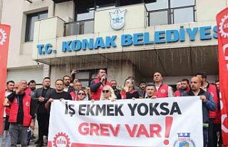 Maaş krizi yaşanan Konak Belediyesi’nde işçiler...