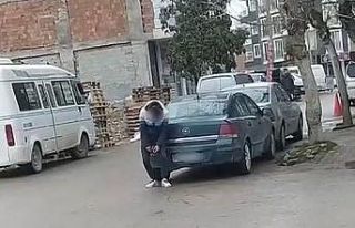 Madde bağımlısı şahıs, sokak ortasında hareketsiz...