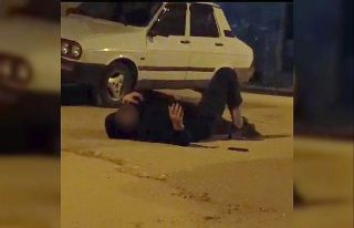 Maddenin etkisiyle yığılıp kaldı