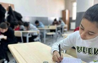 Malatya Büyükşehir Belediyesi 1400 öğrenciye...