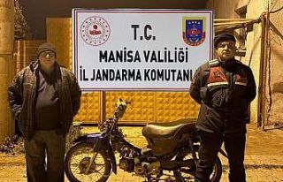 Manisa’da çalınan 2 motosikleti jandarma buldu