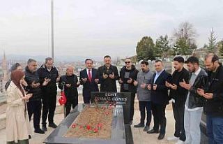 Meslektaşları ölüm yıl dönümünde şehit gazeteci...