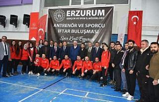 Milletvekili Öz, spor ailesi ile iftar yaptı