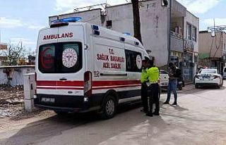 Motosikletin çarptığı yaya yaralandı