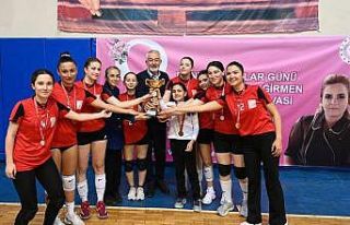 Mürüvvet Başdeğirmen anısına düzenlenen turnuvada...