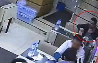 Müşteriden mide bulandıran hareket: İçtiği çorbanın...