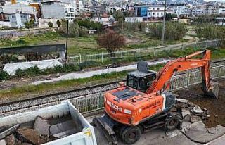 Nazilli’de yol çalışmaları sürüyor