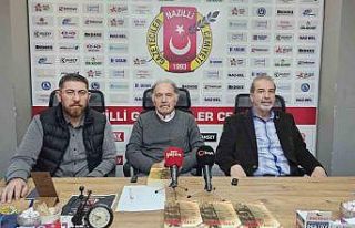 Nazillili yazarlardan ’terörist’ benzetmesine...