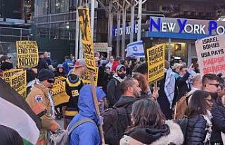 New York’ta binlerce Filistin destekçisi Times...