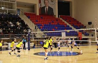 Niğde’de Mahalli Lig Voleybol Müsabakaları tamamlandı