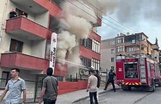 Öğrencilerin kaldığı evde çıkan yangın söndürüldü
