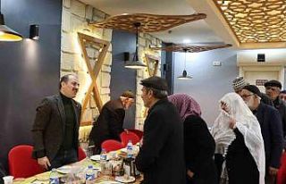 Oltu Kaymakamı Çelik, 65 yaş üstü vatandaşlarla...