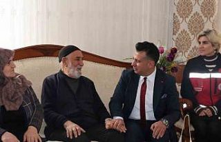 Örnek ailelerin kapısını çaldılar