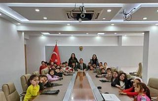 Ortaca Kaymakamı Aktaş minik öğrencileri ağırladı