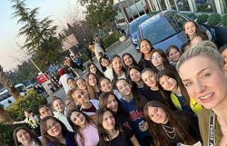 Osmanelispor Voleybol Takımı, İstanbul’da unutulmaz...