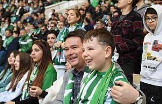 Osmangazili çocuklar maç heyecanı yaşadı