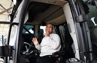 Otizmli çocuğun çöp kamyonuna binme hayali gerçek...