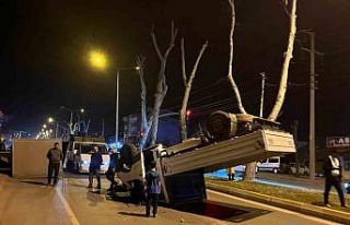 Otomobille çarpışan araç takla attı, sürücü...