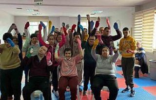 Özel bireylere farkındalık atölyesi