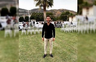 Park halindeki tıra çarpan motosikletli yaşamını...