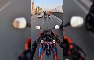 Pendik’te motosiklet sürücüleri şakalaşırken...