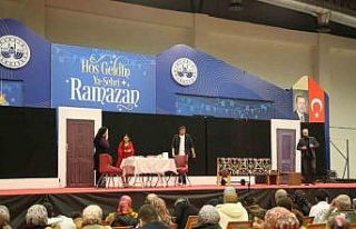 Ramazan etkinliklerinde tiyatro oyunu sahnelendi