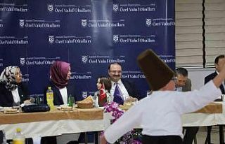 Rektör Hacımüftüoğlu, Özel vakıf okulları...