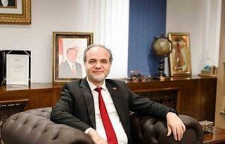 Rektör Uslu: "Bayramın ülkemize ve dünyaya...