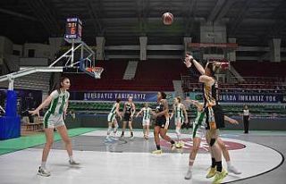 Şampiyon Gürespor, namağlup serisini sürdürdü