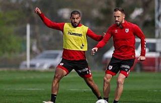 Samsunspor, Kasımpaşa maçını kayıpsız geçerek...