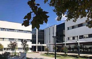 SAÜ İlahiyat Fakültesi uluslararası başarısını...