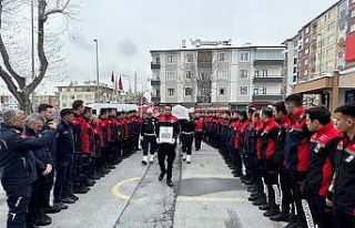Şehit itfaiye eri düzenlenen törenle son yolculuğuna...