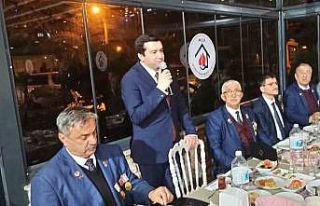 Şehit yakınları ve gaziler iftarda bir arayageldi