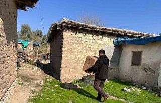 Şırnak’ta 350 aileye Ramazan kolisi dağıtıldı