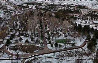 Sivas tekrar kışa geçti, uğrak mekân haline gelen...
