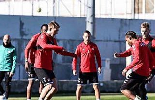 Sivasspor, Göztepe maçı taktiğini çalıştı