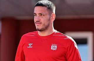 Sivasspor kafilesi Mersin’e gitti