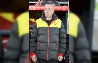 Stanimir Stoilov: "2 puan kaybettiğimiz için...