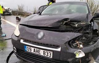 Susurluk’ta zincirleme kaza: 2 ölü, 4 yaralı