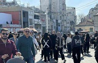 Taksim ve İstiklal Caddesi’nde bayram yoğunluğu
