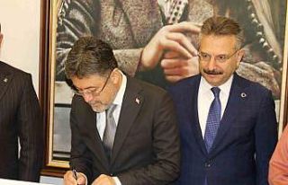 Tarım Bakanı Yumaklı, Eskişehir Valiliğini ziyaret...