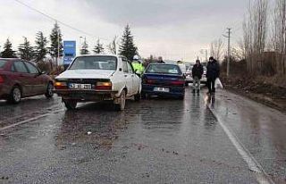 Tavşanlı’da trafik kazası:1 yaralı