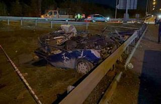 TEM’de Tofaş kağıt gibi ezildi: 2 ölü, 1 yaralı