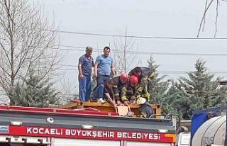 Temizlik yaparken kimyasal tankerinin içine düştü,...