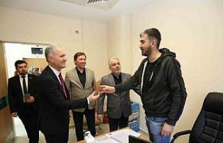 Tıp Bayramı’nda hekimler ziyaret edildi