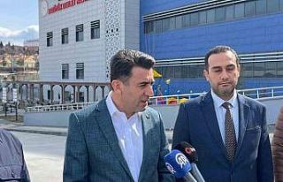 Tır yolcu otobüsüne arkadan çarptı: 11 yaralı