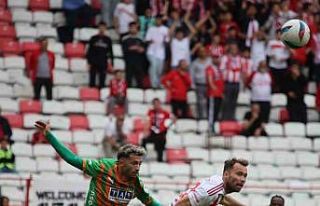 Trendyol Süper Lig: Antalyaspor: 1 - Alanyaspor:...